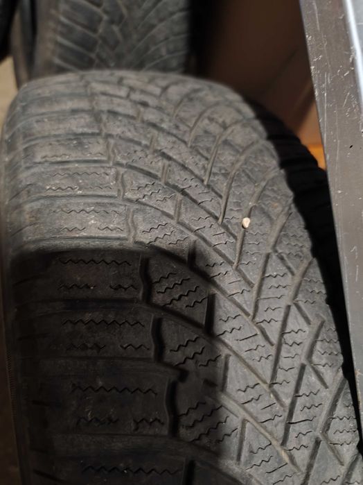 Зимни гуми запазени 16 цола