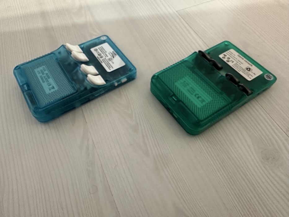 Consolă jocuri portabilă R36S 64GB Lake Blue + una verde 256GB