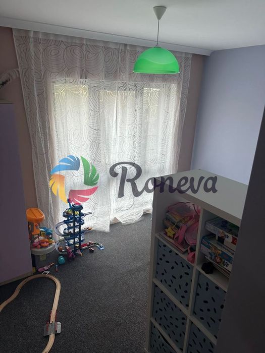 Тристаен луксозен апартамент Пчелина!