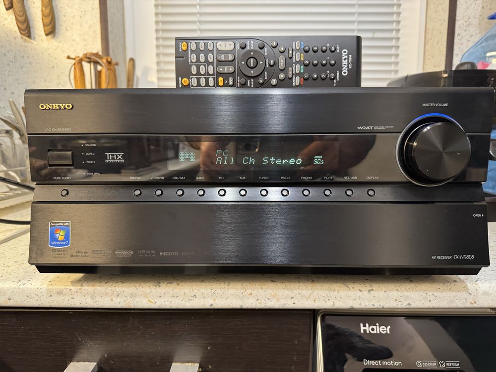 Onkyo TX-NR808 resiver