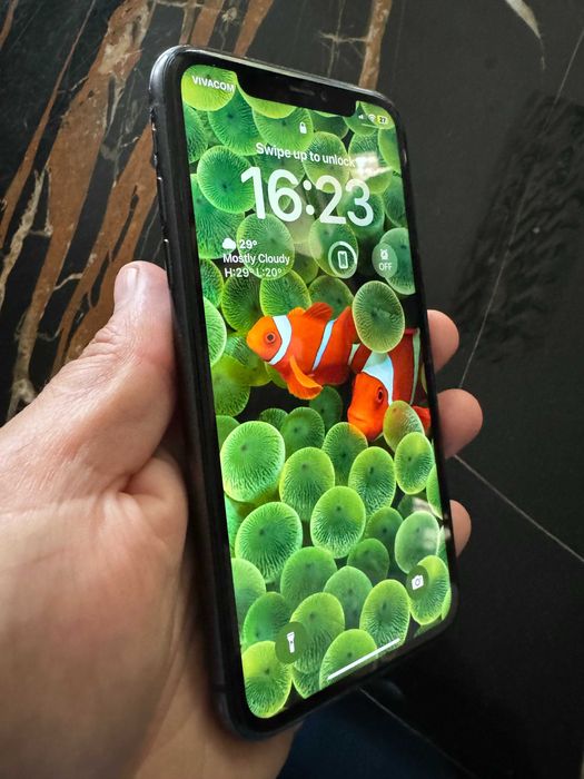 IPhone 11 64gb black full pack