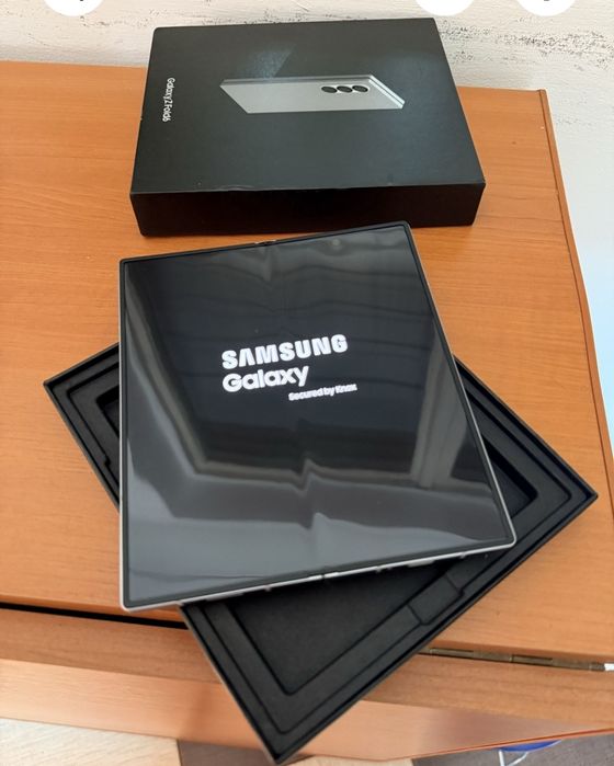 Vand samsung z fold 6 5g 1tb memorie