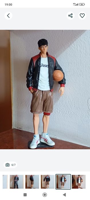 Vând două figurine