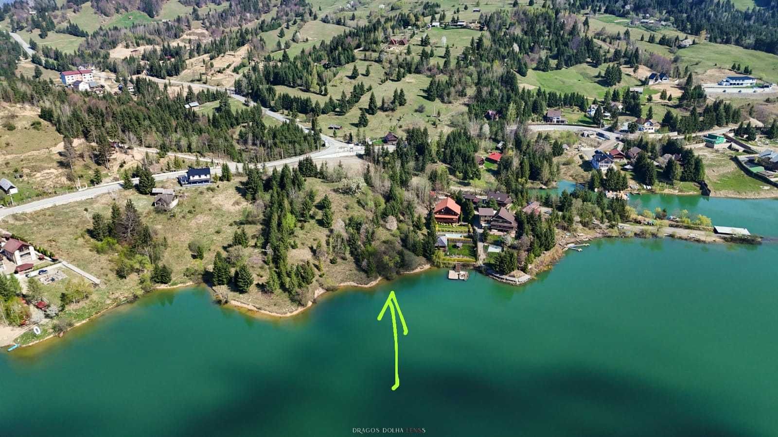 Vând teren intravilan cu acces direct la Lacul Colibiţa