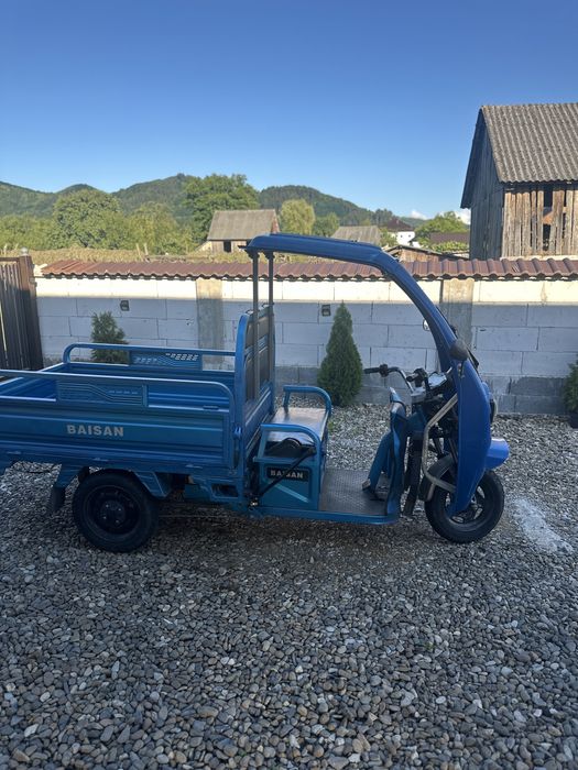 Vand scuter electric 3 roti