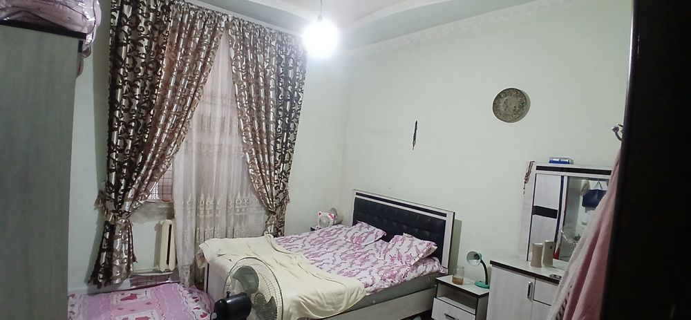 Uy sotiladi 6 sotix 5 xonna