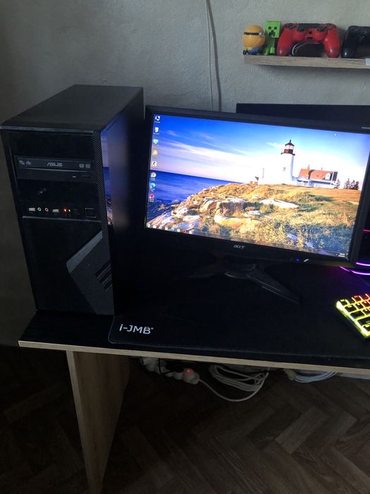 Calculator ASUS  , Citeste descrierea !