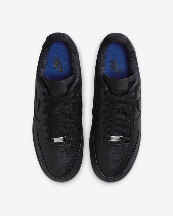 Nike Air Force 1 Мъжки обувки размер 43
Men's ShoesМъжки обувки