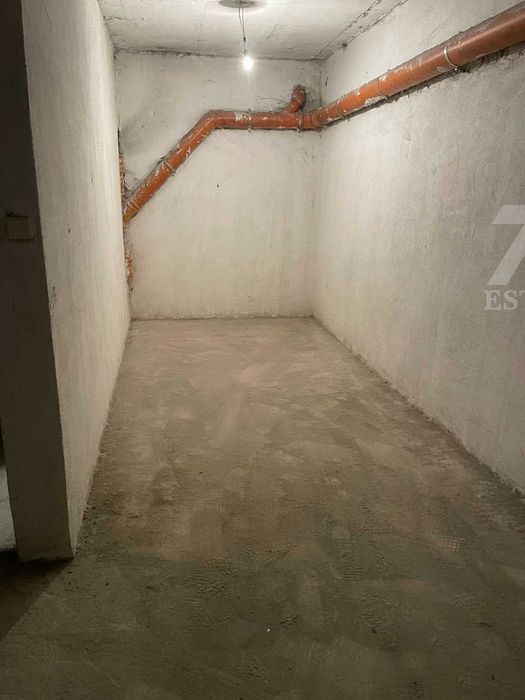 Дава под наем 2- стаен апартамент ж. к. Иван Вазов- гр. София