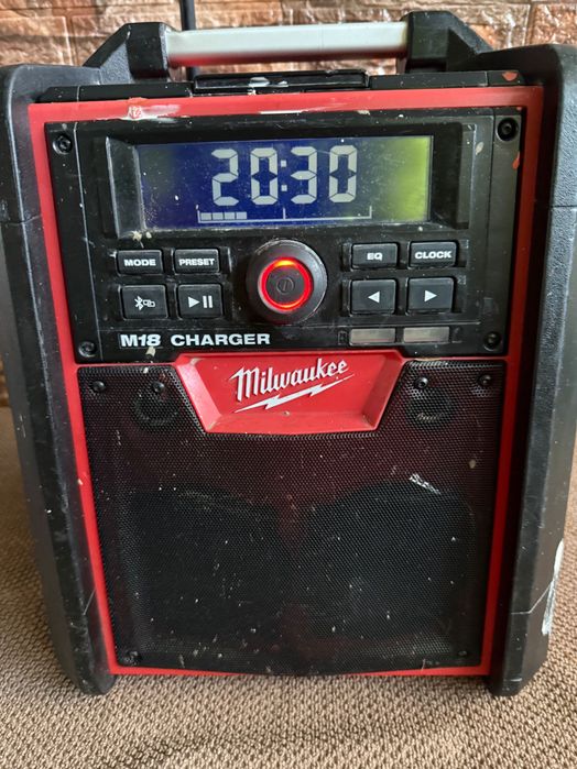 Milwauke Radio M18