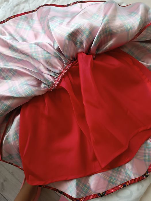 Коледна рокля H&M,лот дънки с риза + грейка 80 на ZARA и PRIMARK