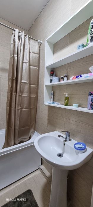 Срочно Продаётсия Квартира Алмазар Сити