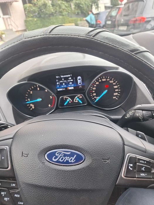 Ford Kuga. An 2017.