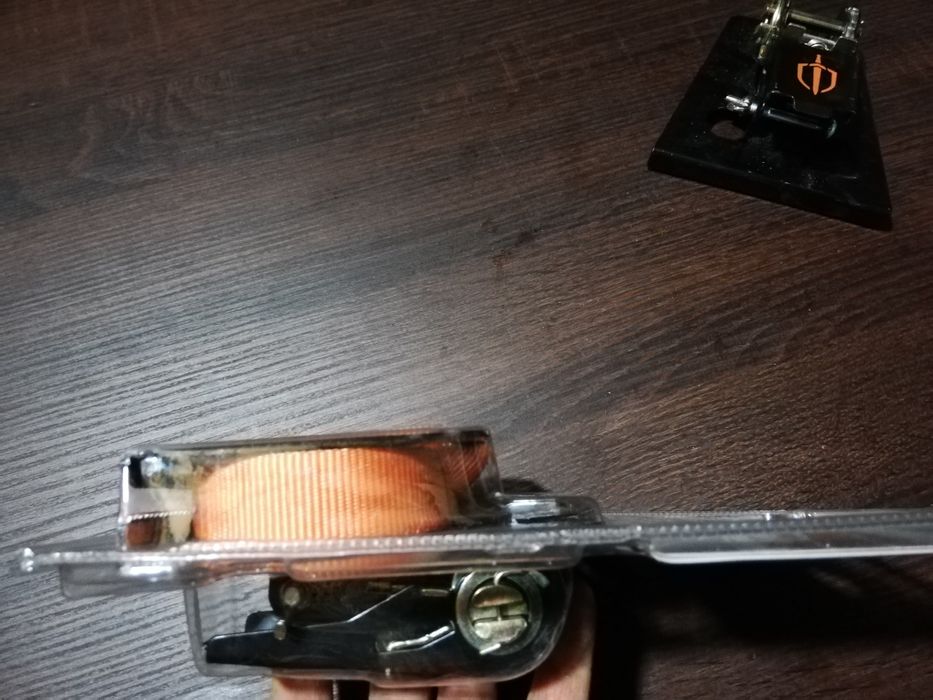 Chinga fixare parchet, lungime 4 m