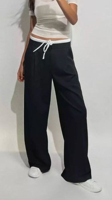 Черен панталон с бял кант ZARA нов