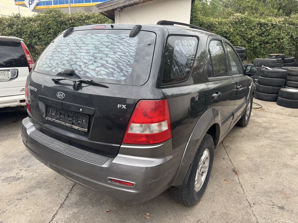 Kia Sorento 2.5 crdi На Части!