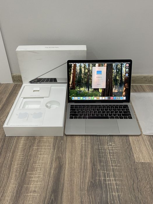 MacBook Pro 13 2019 TouchBar i5/256ГБ SSD/8ГБ ОЗУ ноутбук макбук про