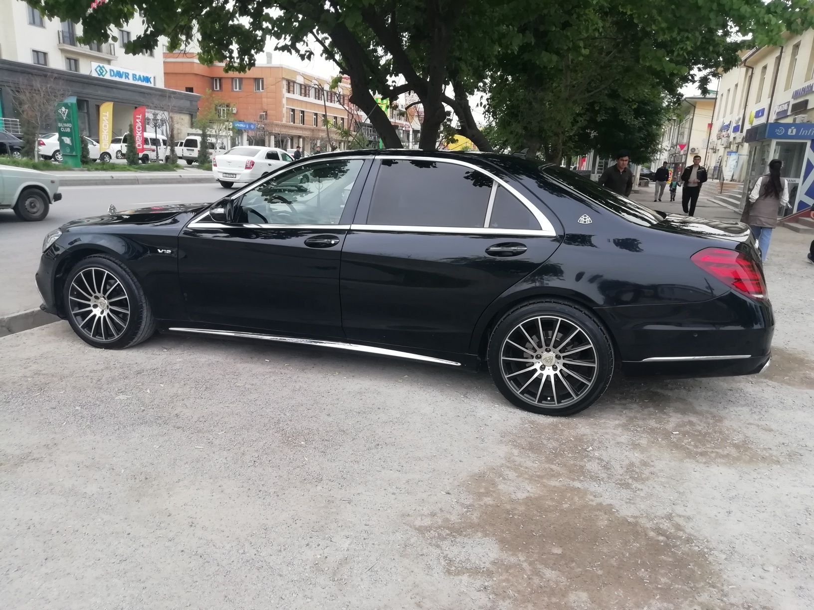 Mercedes long 220 222 qilingan qayta jihoz bor