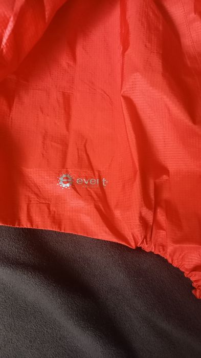 Vand foita impermeabila