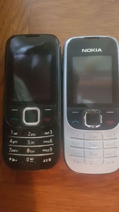 Nokia 1200, Nokia 1208, Nokia 2330 Vodafone