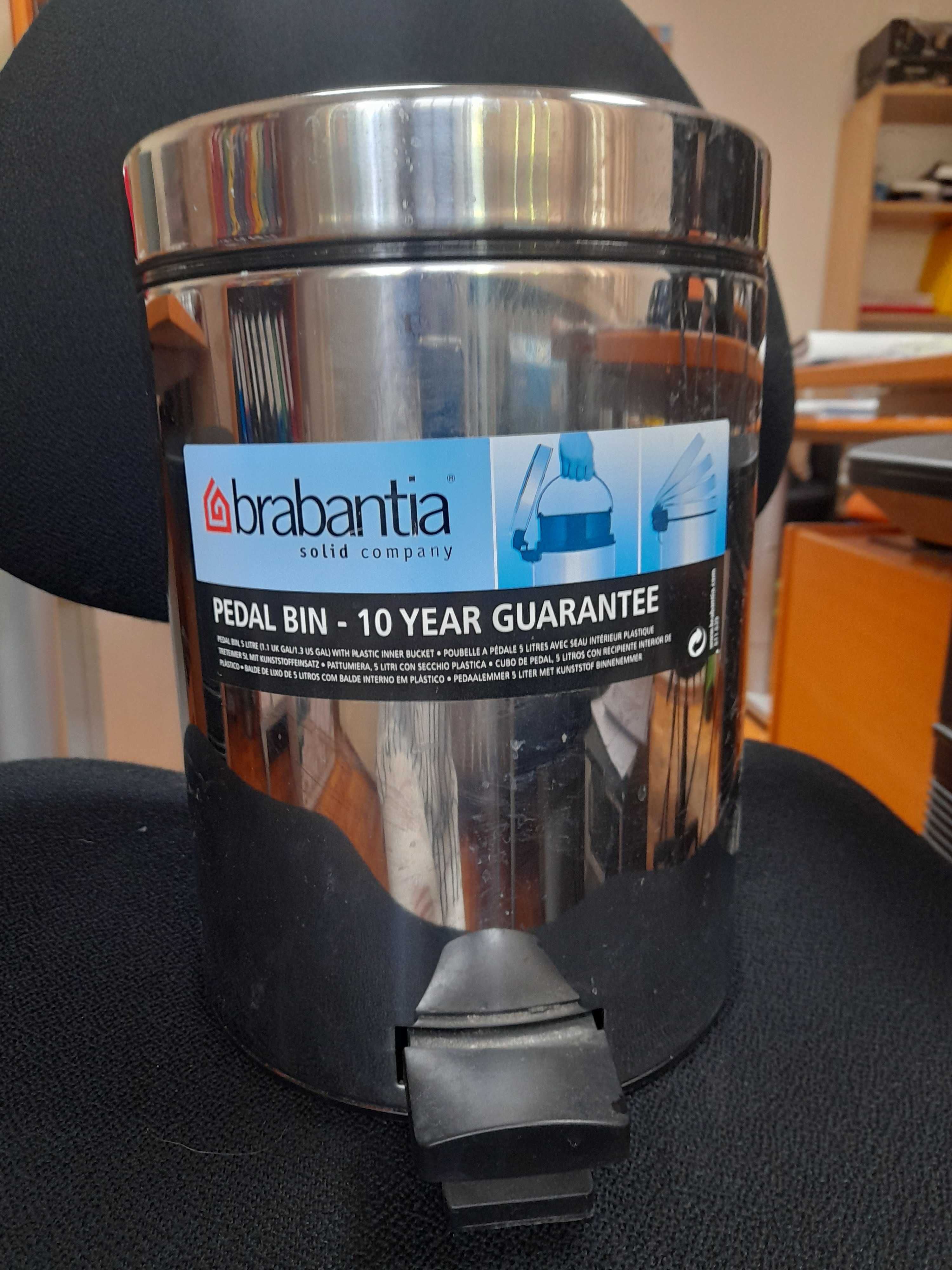 Кошове за смет на марката   “BRABANTIA“