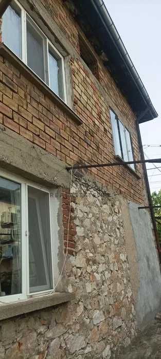 Продава се Къща в с. Марково, Област Пловдив - 216 кв.м за 992 €/кв.м - Снимка #10