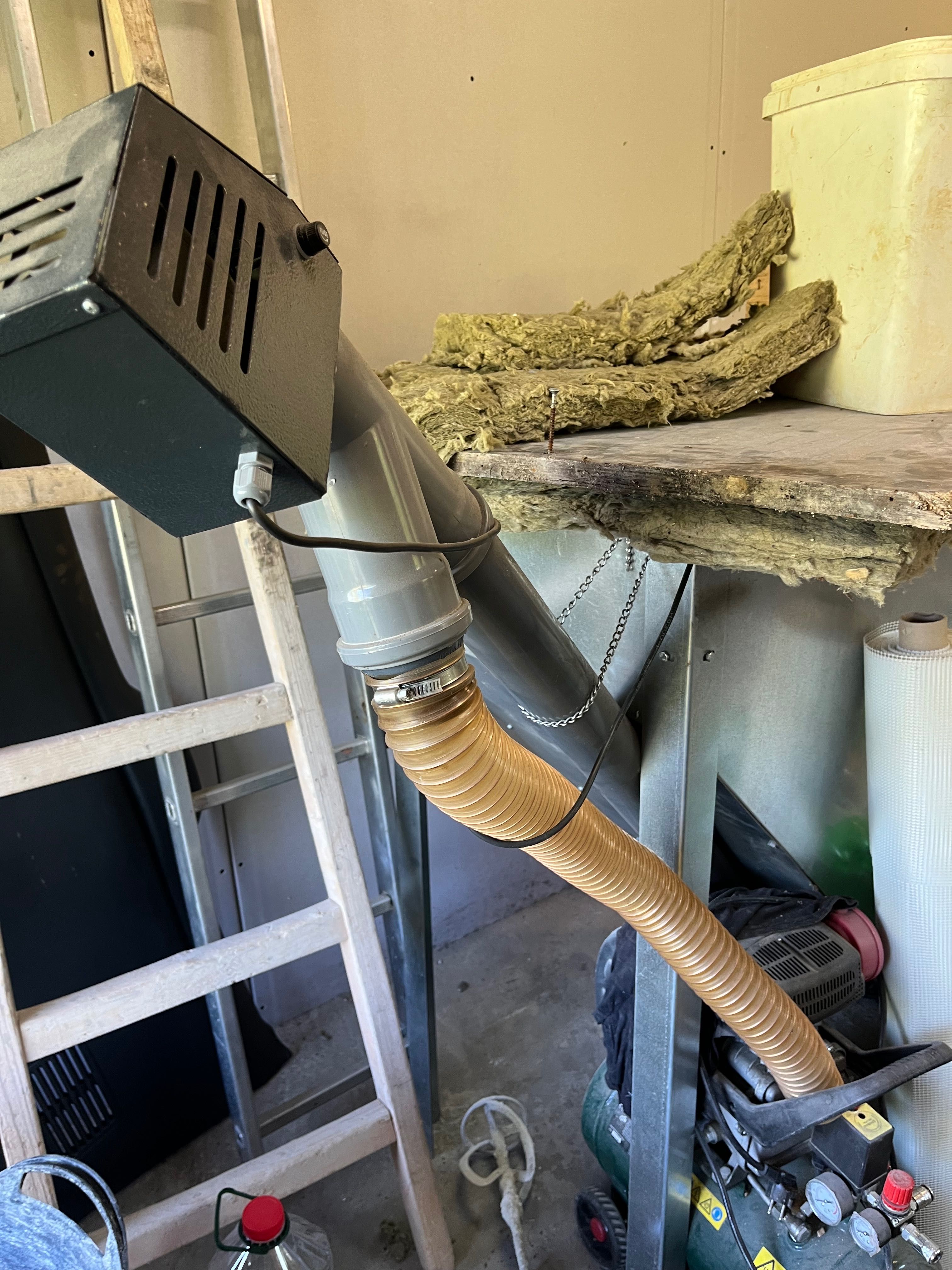 Котел GOLDEN FIRE + горелка Greyko RB 30KW + буфер Sunsystem + бункер