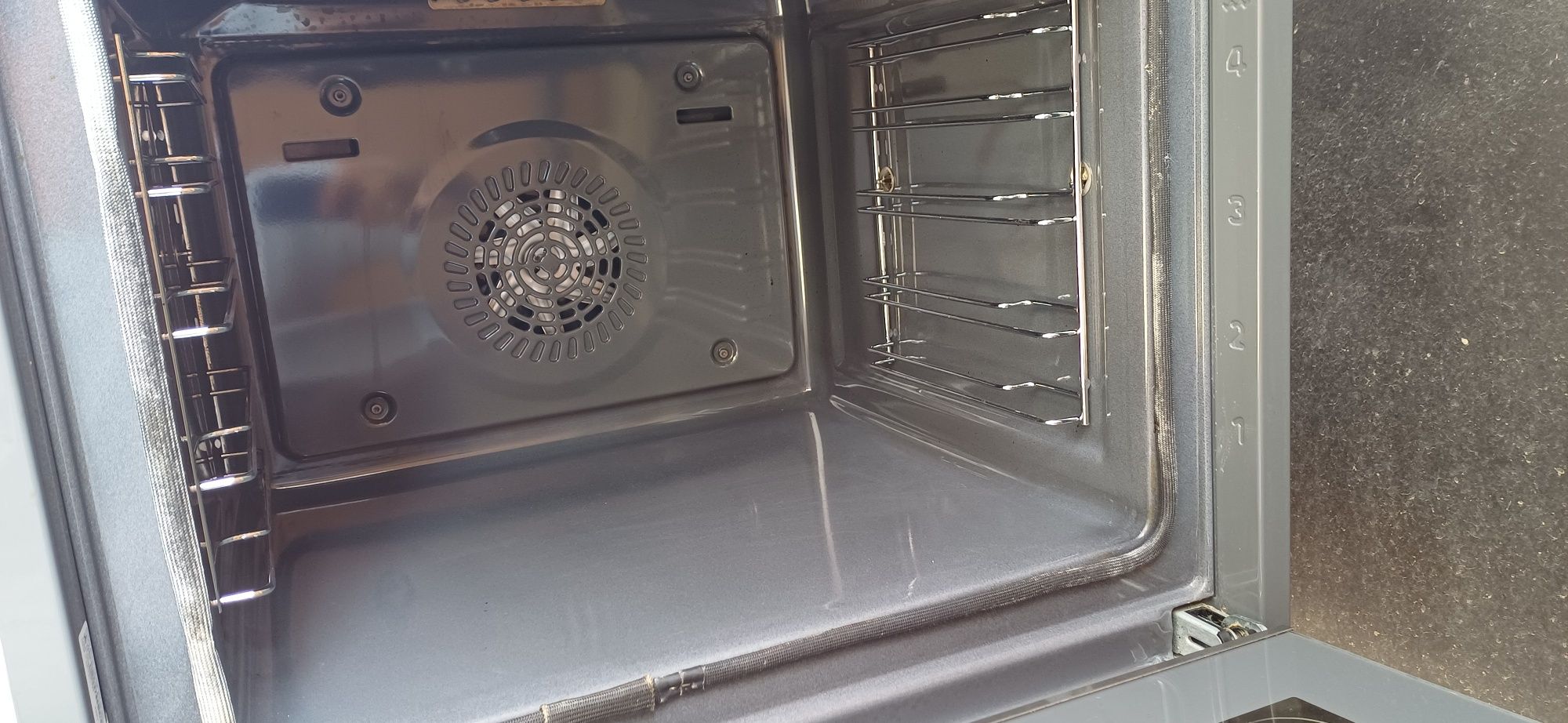 Фурна за вграждане Bosch  w-fi