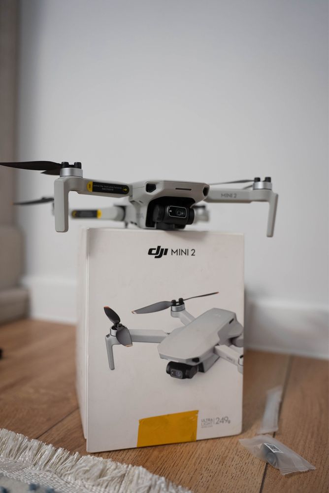 Квадрокоптер/Дрон DJl mini 2