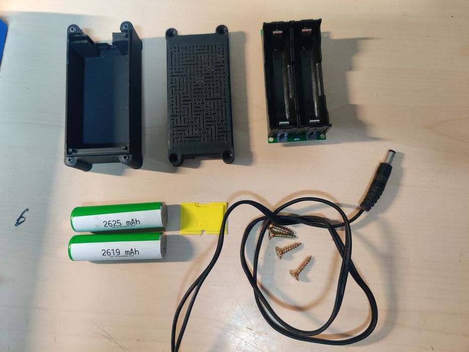 UPS - uri 12 volti / 3 Ah max