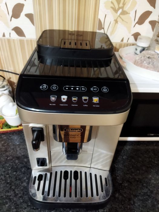 DeLonghi Magnifica EVO