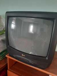 Цветной телевизор LG