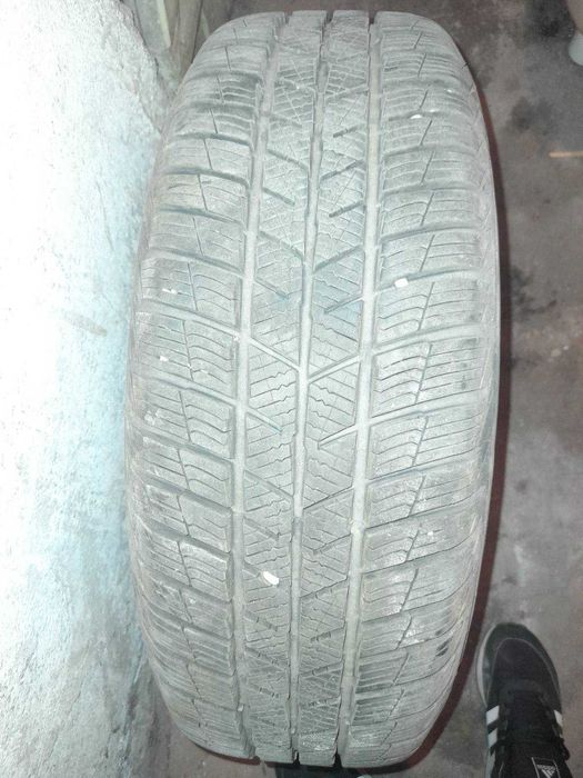 Зимни гуми 195/65/R15.                 4 бр-120 лв.