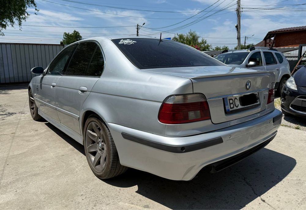 BMW 520d E39 2002 Pachet M cu interior exclusiv^R17^NAVI^DUBLUCLIMA^
