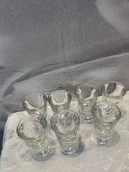 Чаши за вино ,безалкохолно и шотове ,вази,свещници