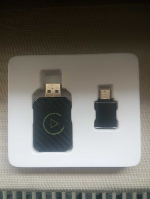 Adaptor CarPlay & Android Auto