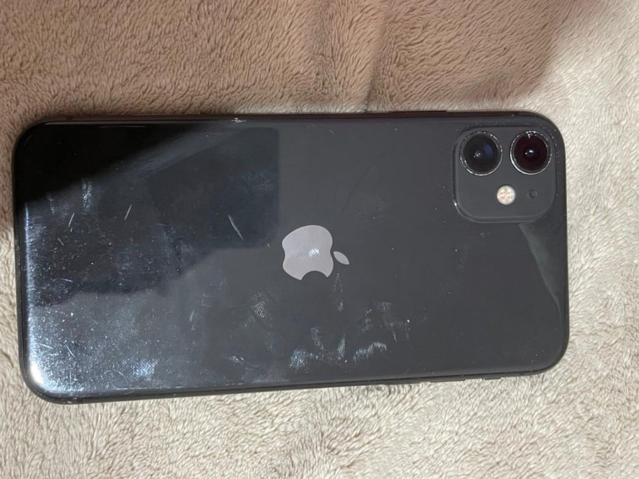 продам айфон 11 64