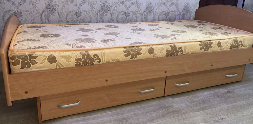 Кровать + матрас в комплекте