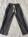 Pantaloni lungi noi!