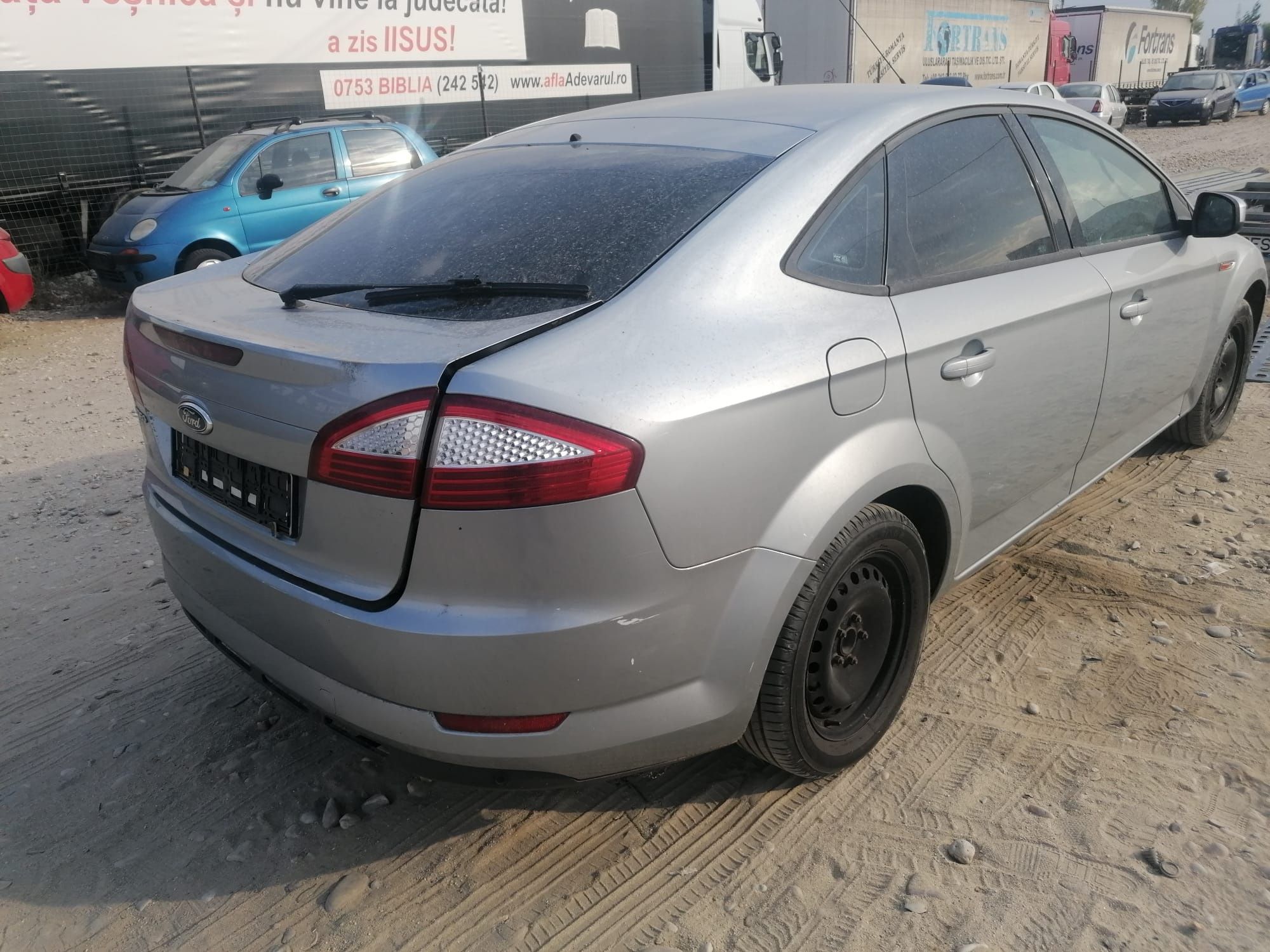 Haion Ford Mondeo, usa bara spate Ford Mondeo