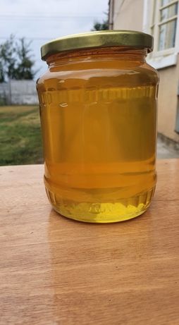 Vand produse apicole! Vand miere!
