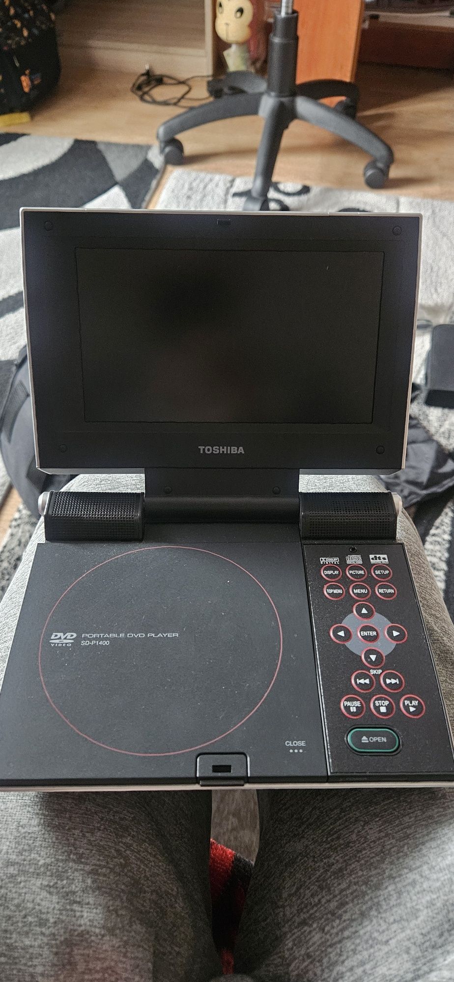 DVD auto portabil TOSHIBA