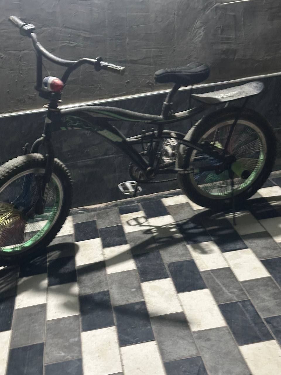Jeep velosiped sotiladi