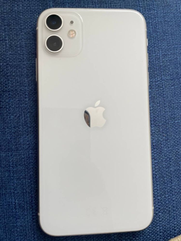 iPhone 11 память 64 емкость 82