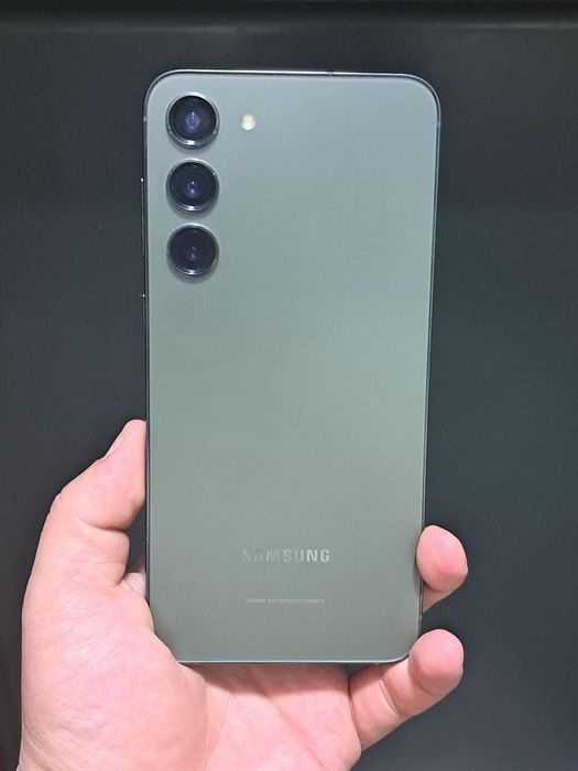 Samsung S23 plus xotirasi 8/256GB