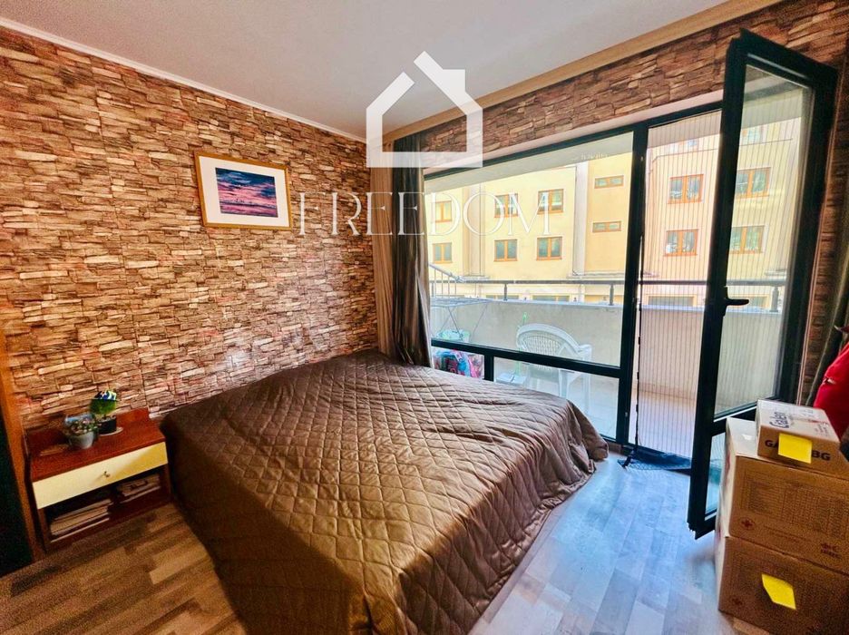 Продава се Едностаен апартамент в к.к. Св.Св. Константин и Елена - 40 кв.м за 2125 €/кв.м - Снимка #2