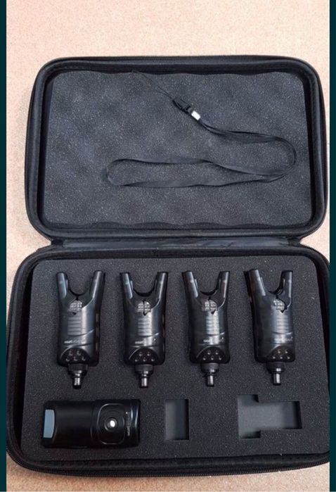 Vând senzori avertizori 4 + 1 model 2019 EastShark NEW