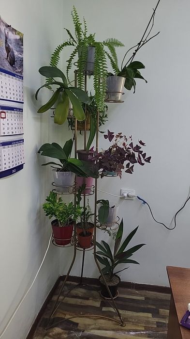 Стойка для цветов