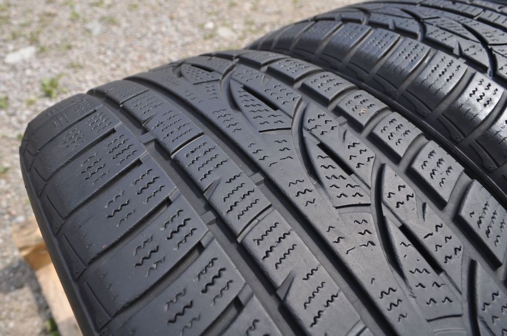 SET 2 Anvelope Iarna 225/55 R17 HANKOOK WINTER ICEPT EVO 101V
