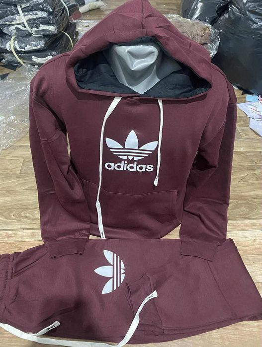 Treining de bărbați M L XL LA TOATE MODELELE